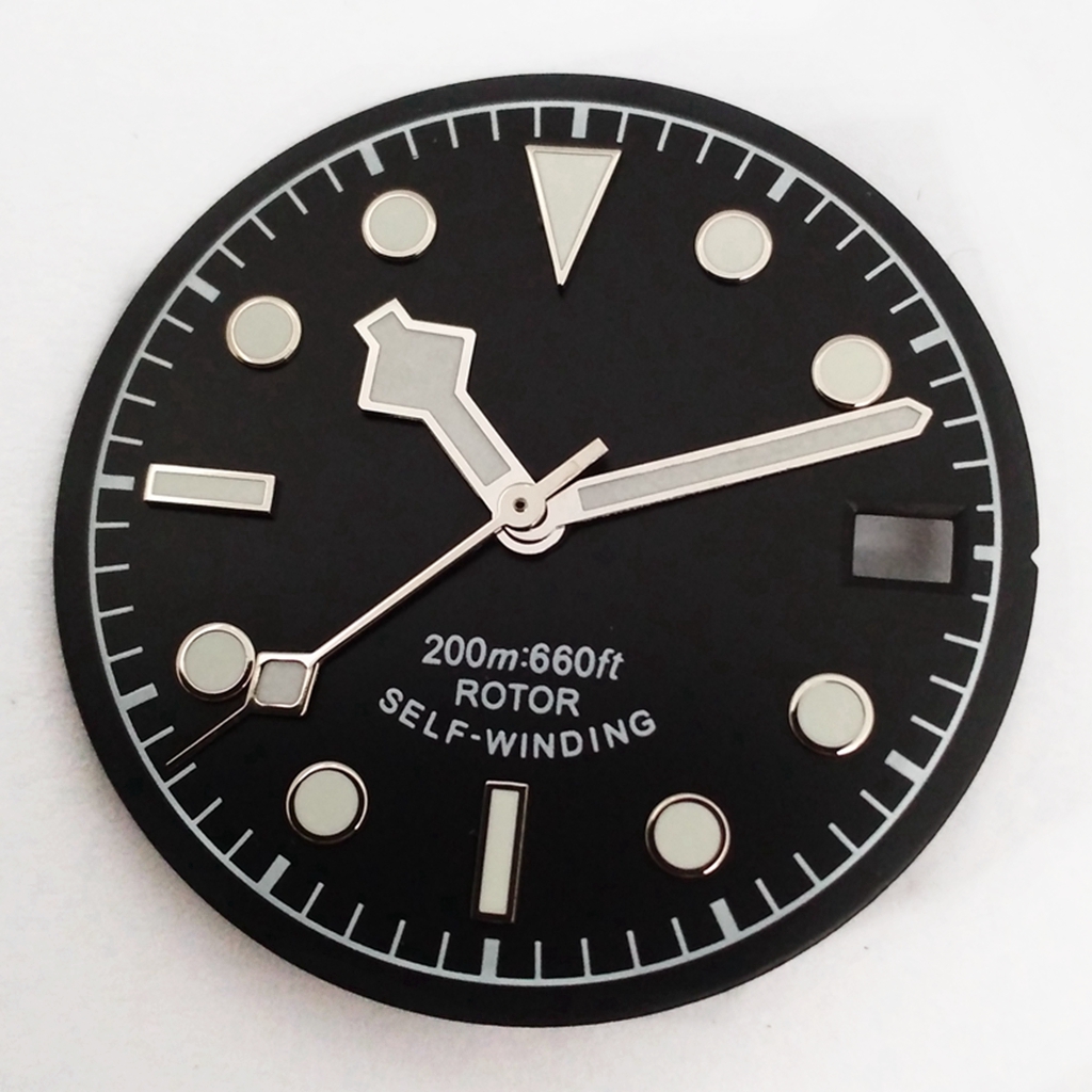 ساعة مضيئة خضراء الاتصال الهات - مراجعة Luxury Watch Face وسعره