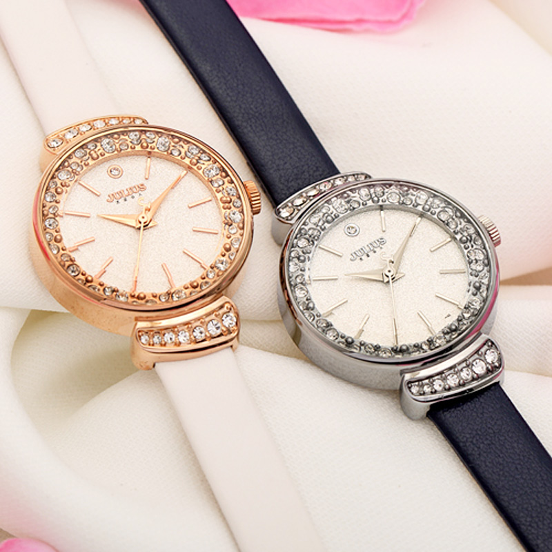 ساعة نسائية مرصعة بأحجار الراي - مراجعة Luxury Watch Japan وسعره