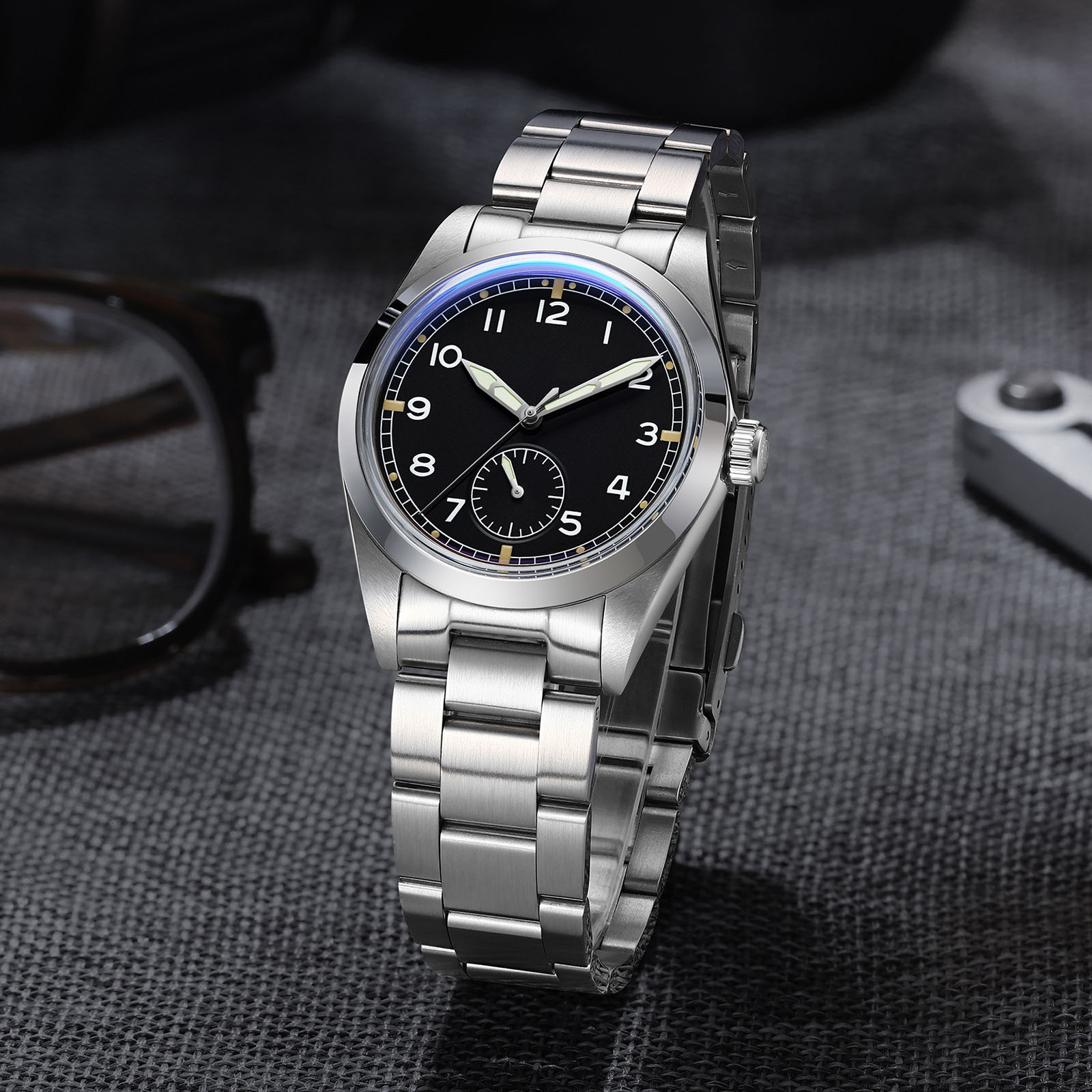 ساعة يد ADDIESDIVE من الفولاذ  - مراجعة Luxury Watch It وسعره