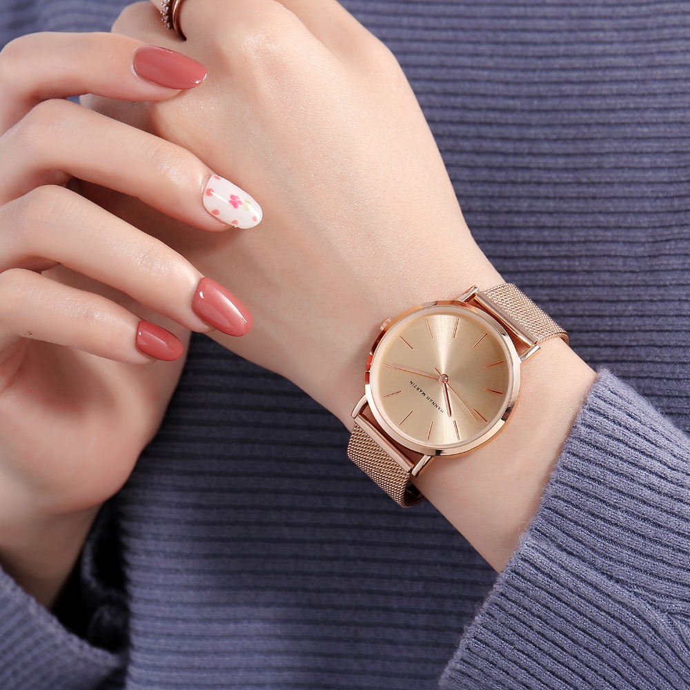 ساعة يد نسائية فاخرة بحركة كوا - مراجعة Luxury Watch Japan وسعره
