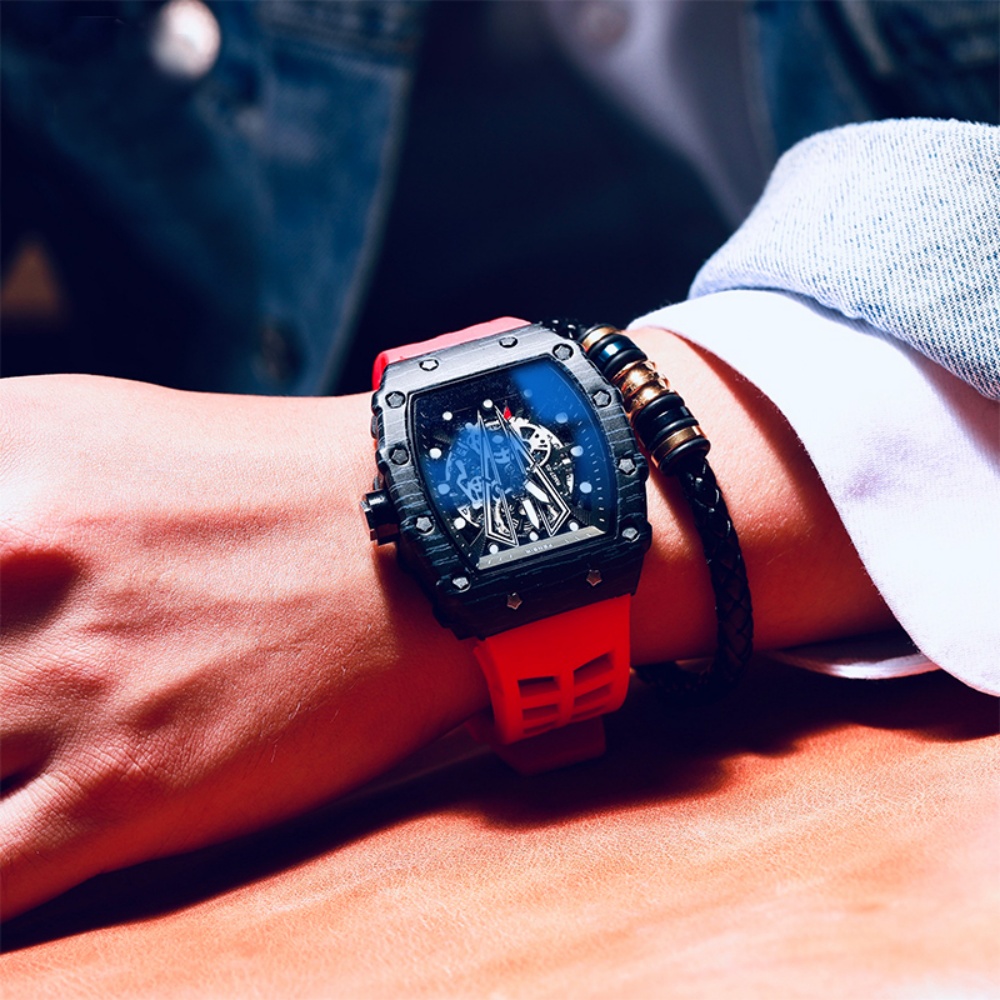 ساعة كوارتز رجالية عملية وشائع - مراجعة Luxury Watch It وسعره