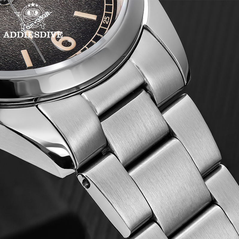 ساعات كوارتز عالية الجودة من A - مراجعة Luxury Watch It وسعره